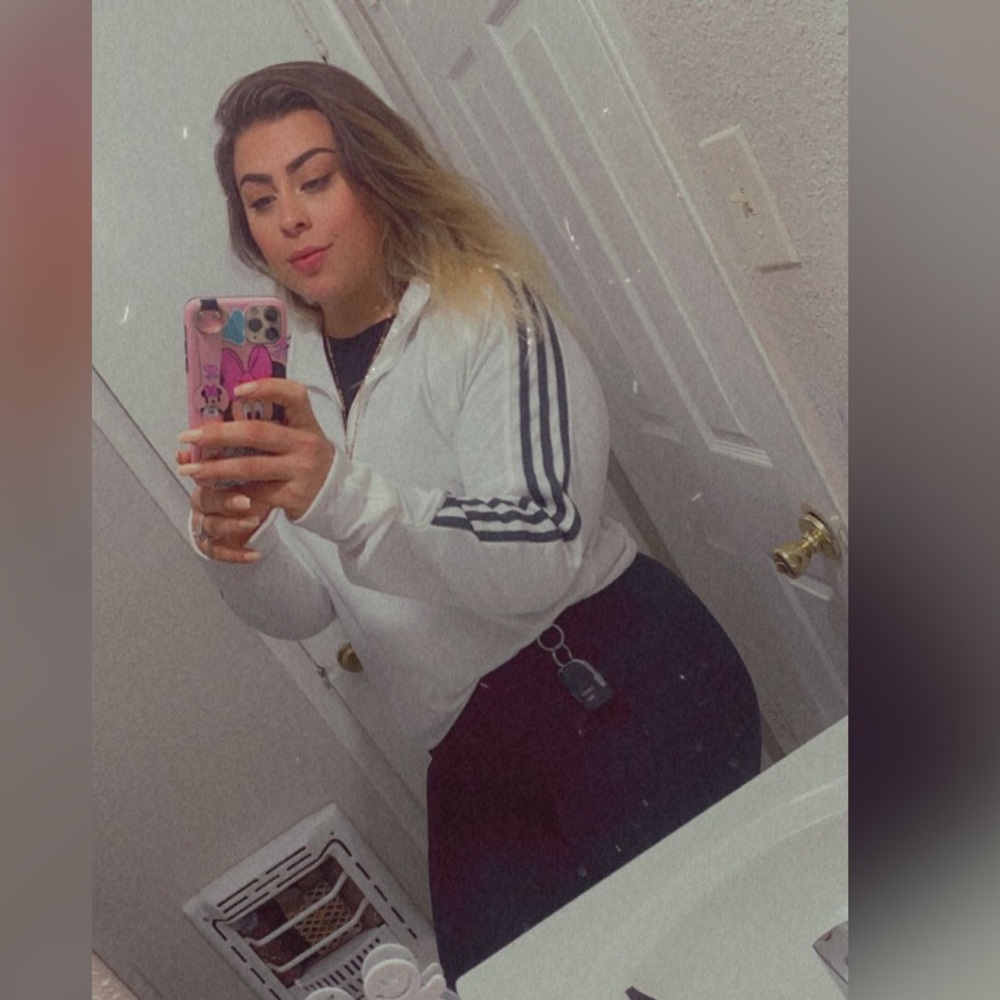 Meet your Posher, Juliana